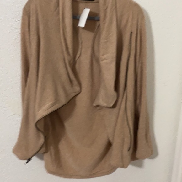 Lip slide jacket/cardigan - Picture 4 of 6
